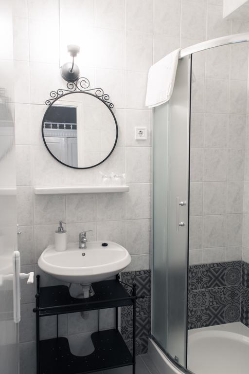 Abraham Vintage Szobák&Apartmanok Pecs Bagian luar foto