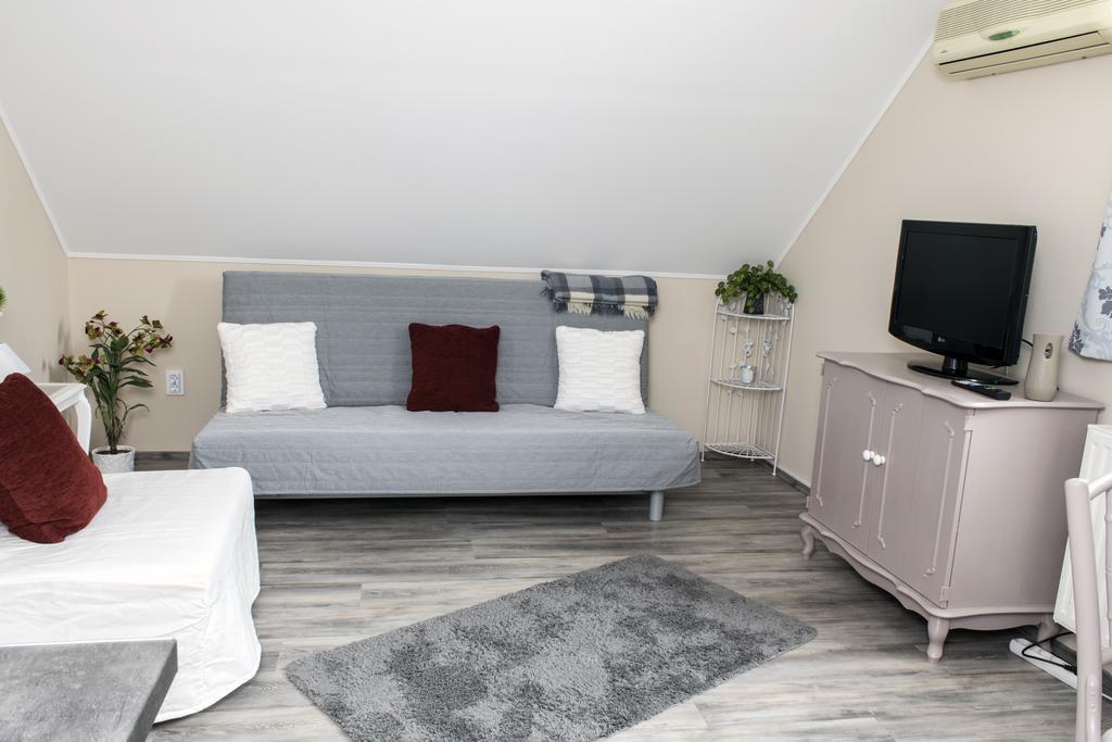 Abraham Vintage Szobák&Apartmanok Pecs Bagian luar foto