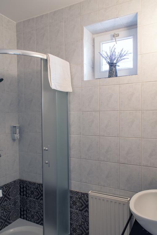 Abraham Vintage Szobák&Apartmanok Pecs Bagian luar foto