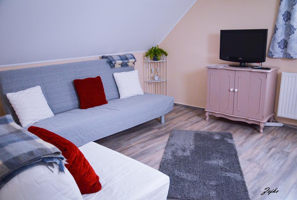 Abraham Vintage Szobák&Apartmanok Pecs Bagian luar foto