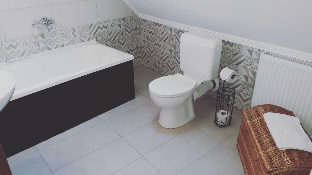 Abraham Vintage Szobák&Apartmanok Pecs Bagian luar foto