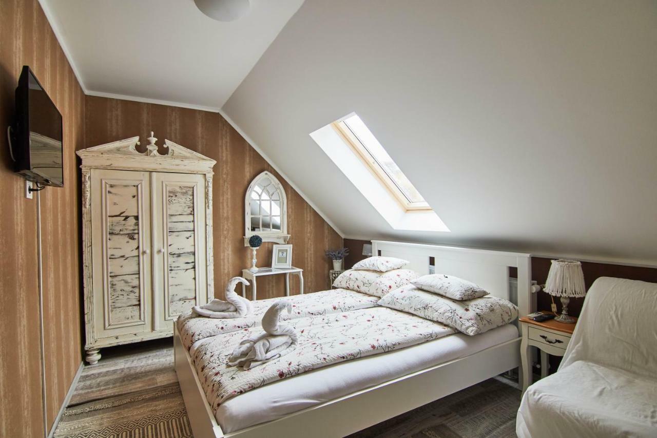 Abraham Vintage Szobák&Apartmanok Pecs Bagian luar foto